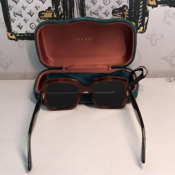 New  Authentic Gucci GG0036SA 003 Oversized Square Sunglasses ✨ - Picture 12 of 14